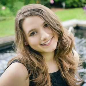 Meet your Posher, Rebecca